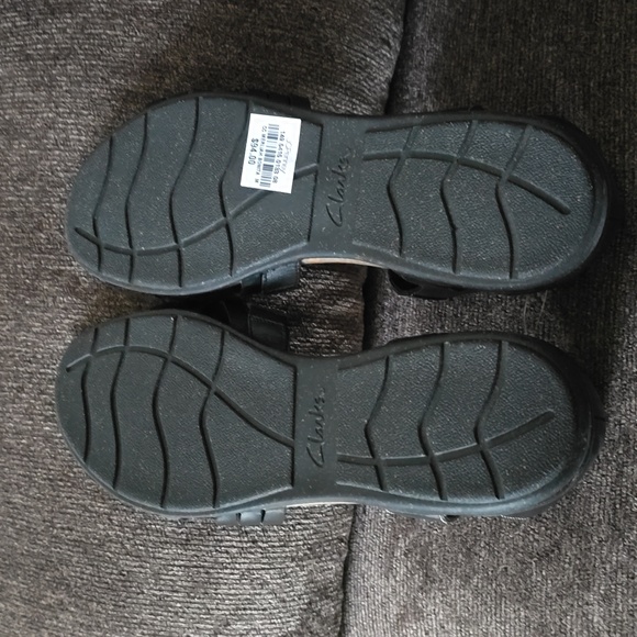 CLARKS BRAND WOMEN'S BLACK LEATHER SUMMER SANDALS SIZE 12 - Picture 4 of 14